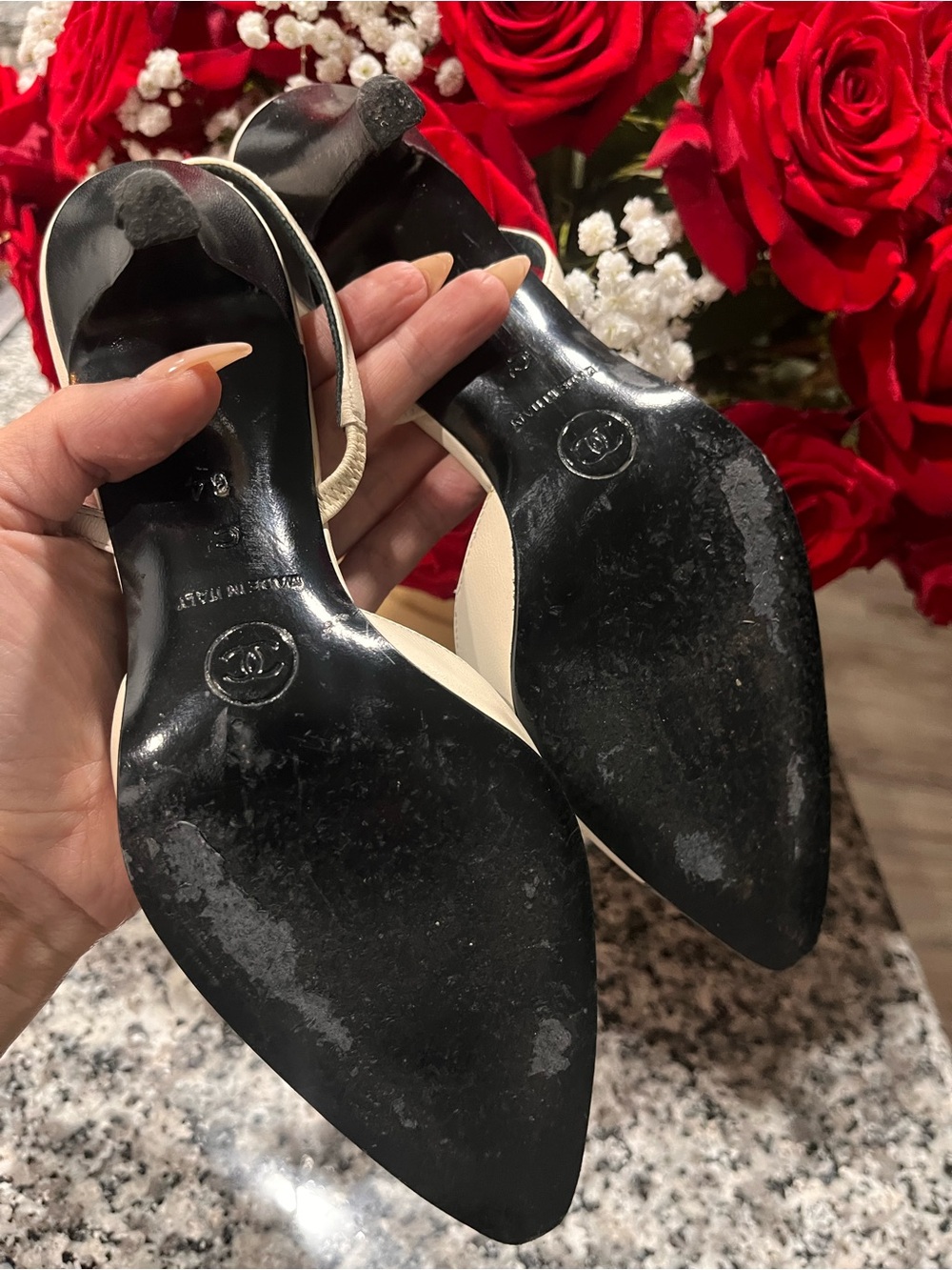 Authentic Vintage CHANEL Cream and Black Two-Tone Slingback Pumps - Picture 5 of 14